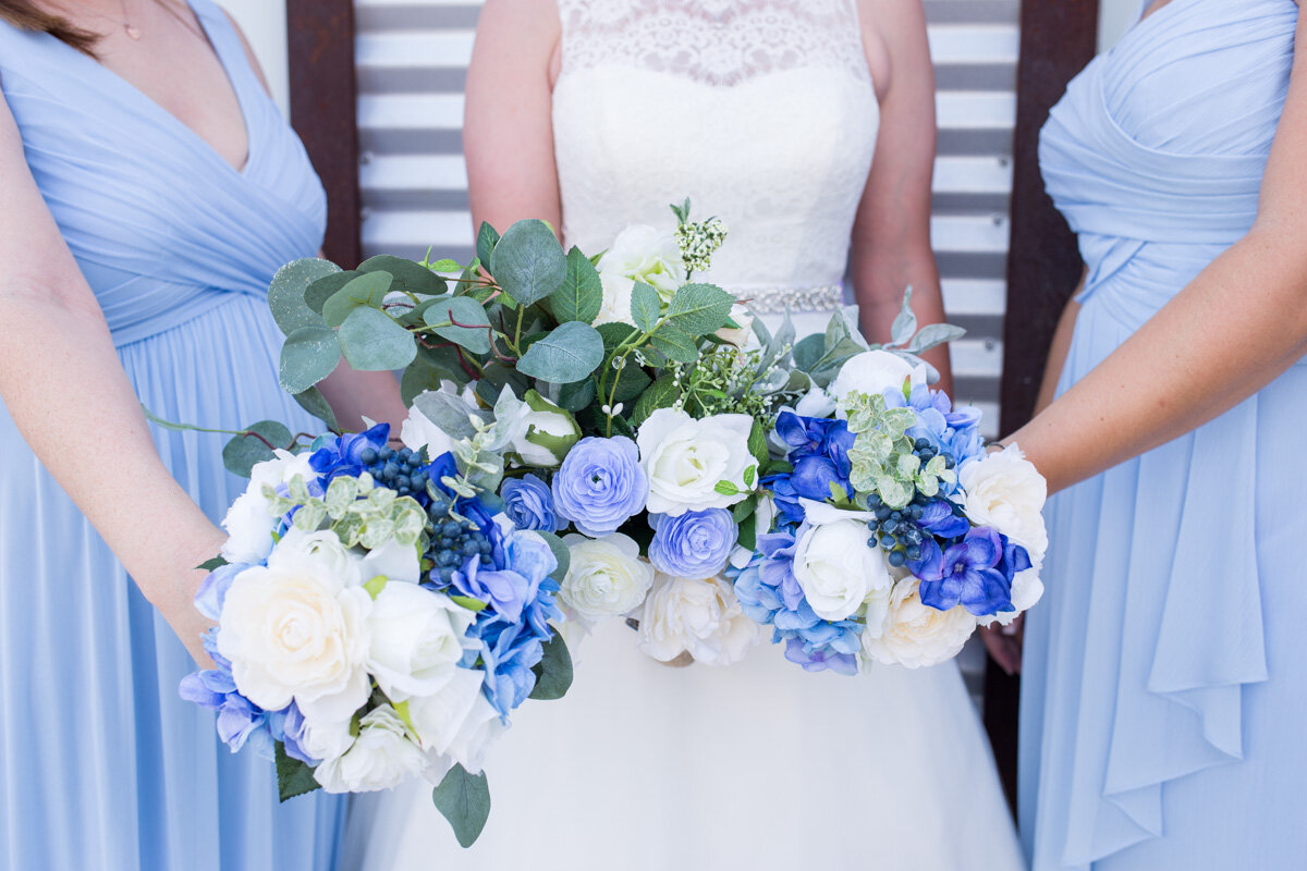 LightCreative_201905_TaylorJenn_RaleighWeddingPhotographer_060_blog.jpg